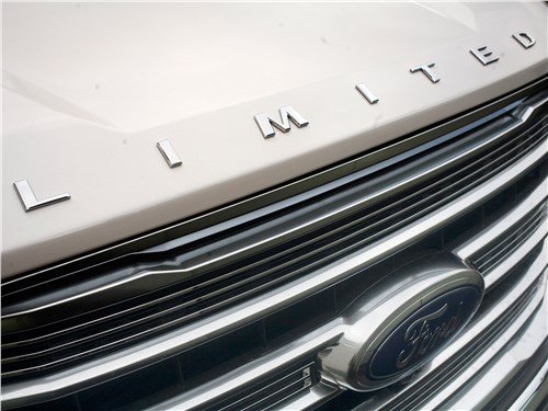 Ford_12.jpg
