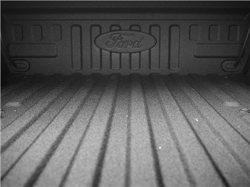 Ford_61.jpg