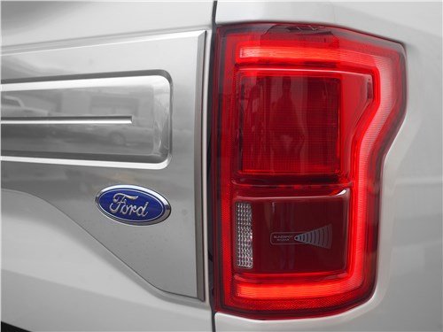 Ford_52.jpg
